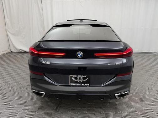 2025 BMW X6 xDrive40i