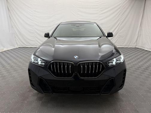 2025 BMW X6 xDrive40i