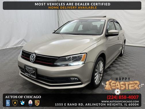 2015 Volkswagen Jetta Auto SE w/Connectivity/Navigation