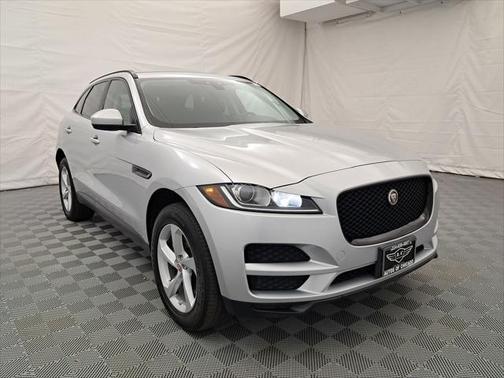 2017 Jaguar F-PACE 35t Premium