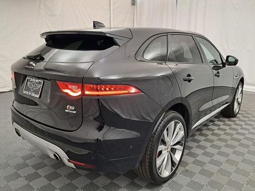 2017 Jaguar F-PACE S
