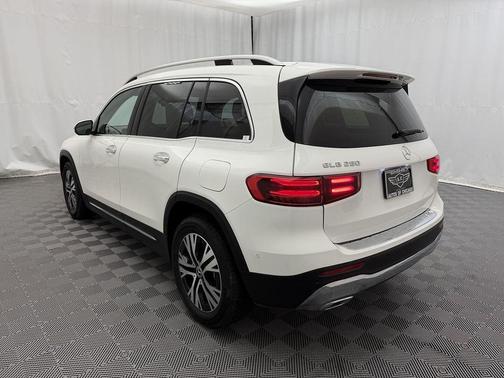 2025 Mercedes-Benz GLB 250 Base