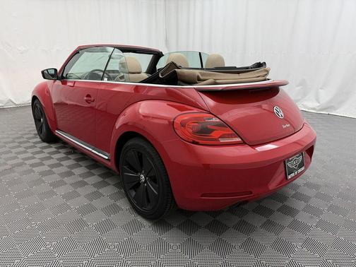 2013 Volkswagen Beetle 2.0T