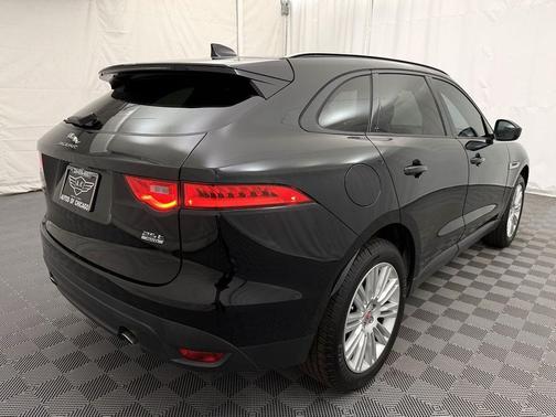 2018 Jaguar F-PACE 25t Premium