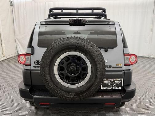 2013 Toyota FJ Cruiser Base