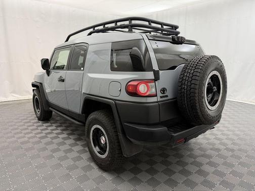 2013 Toyota FJ Cruiser Base