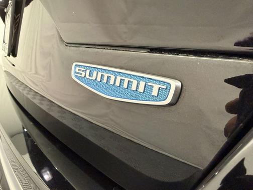 2022 Jeep Grand Cherokee 4xe Summit Reserve