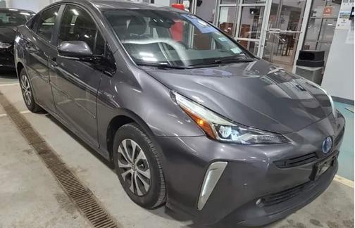2019 Toyota Prius LE
