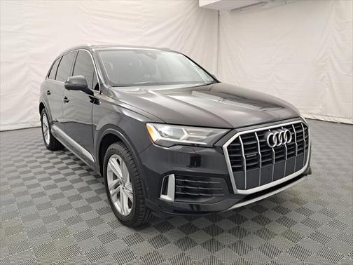 2020 Audi Q7 55 Premium Plus