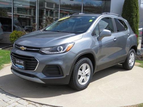 Photo 2 of 29 of 2019 Chevrolet Trax LT