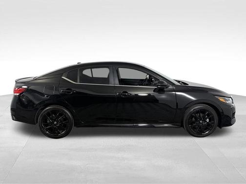 Black 2025 Nissan Sentra SR