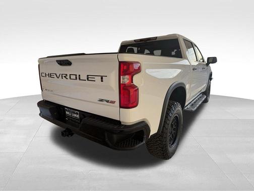 Summit White 2024 Chevrolet Silverado 1500 ZR2