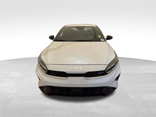 Snow White Pearl 2023 Kia Forte GT