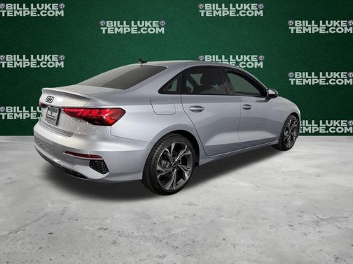 Florett Silver Metallic 2023 Audi A3 40 Premium