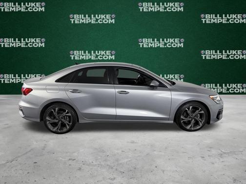 Florett Silver Metallic 2023 Audi A3 40 Premium