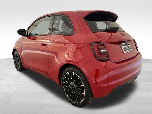2024 FIAT 500e Base