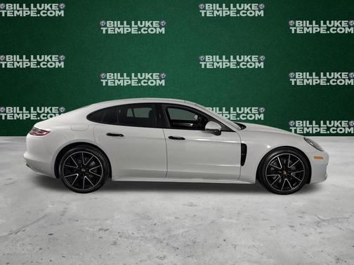 Chalk 2018 Porsche Panamera 4S