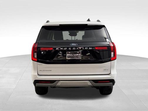 Star White 2025 Ford Expedition Platinum