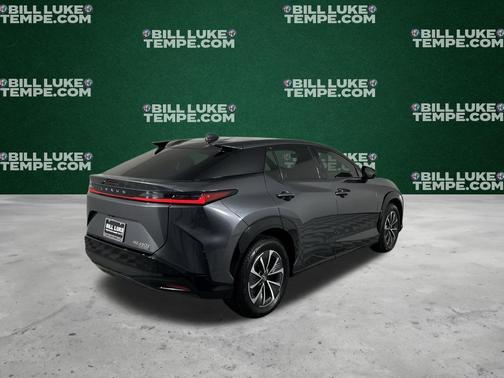 2023 Lexus RZ 450e Luxury