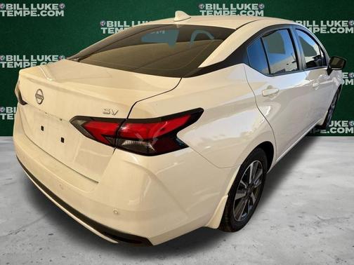 2024 Nissan Versa 1.6 SV