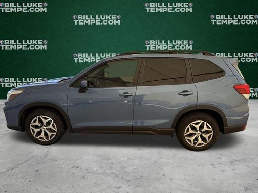 Satin White Pearl 2014 Subaru Forester 2.5i Premium