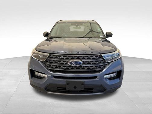 Infinite Blue Metallic Tinted Clearcoat 2021 Ford Explorer XLT