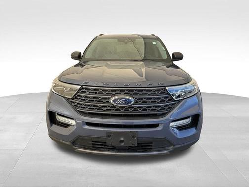 Infinite Blue Metallic Tinted Clearcoat 2021 Ford Explorer XLT