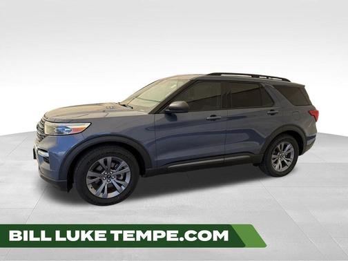 Infinite Blue Metallic Tinted Clearcoat 2021 Ford Explorer XLT