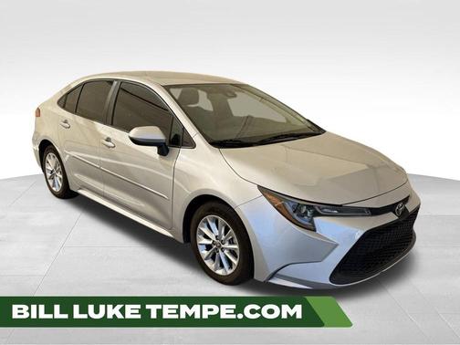 Classic Silver Metallic 2022 Toyota Corolla LE