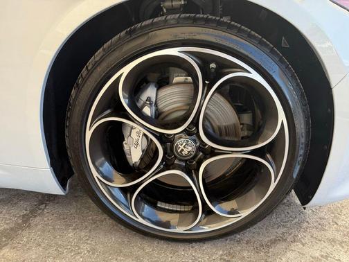 Moonlight Gray 2025 Alfa Romeo Giulia Base