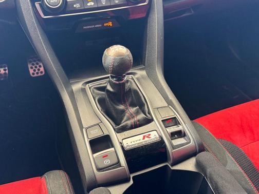 2019 Honda Civic Type R Touring