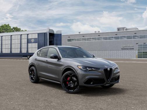 Vesuvio Gray Metallic 2026 Alfa Romeo Stelvio Base