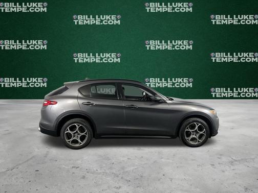 2019 Alfa Romeo Stelvio Sport