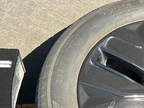 Steel Gray 2023 Kia EV6 Wind