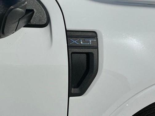 Oxford White 2026 Ford Maverick XLT