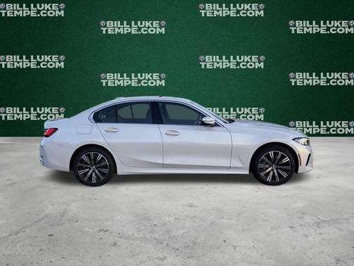 2025 BMW 330 i xDrive