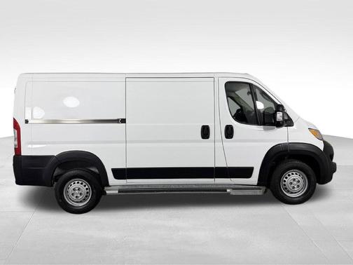 Bright White Clearcoat 2025 RAM ProMaster 2500 Base