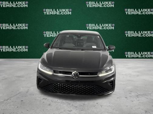 Deep Black Pearl Effect 2025 Volkswagen Jetta 1.5T Sport