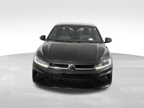 Deep Black Pearl Effect 2025 Volkswagen Jetta 1.5T Sport