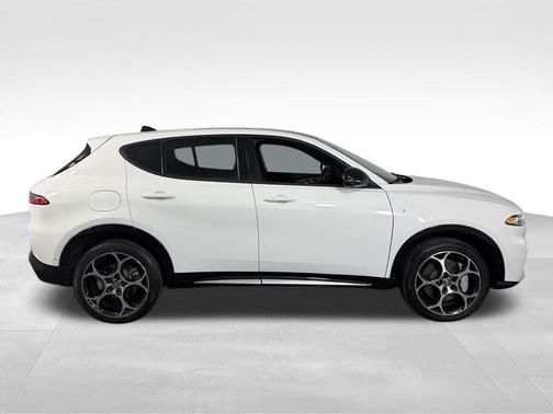 Milano 2024 Alfa Romeo Tonale Ti
