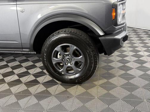 Carbonized Gray Metallic 2025 Ford Bronco Big Bend