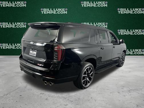 2025 Chevrolet Suburban RST