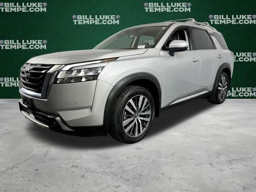 2022 Nissan Pathfinder Platinum
