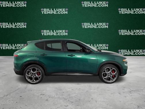Verde 2024 Alfa Romeo Tonale Veloce