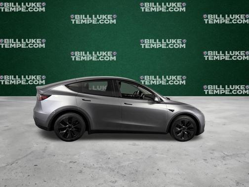 2025 Tesla Model Y Long Range
