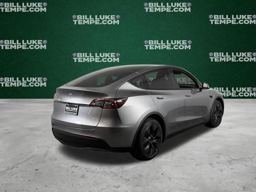 2025 Tesla Model Y Long Range