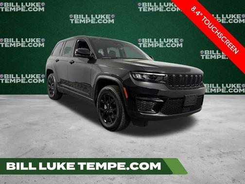 Diamond Black 2025 Jeep Grand Cherokee Laredo