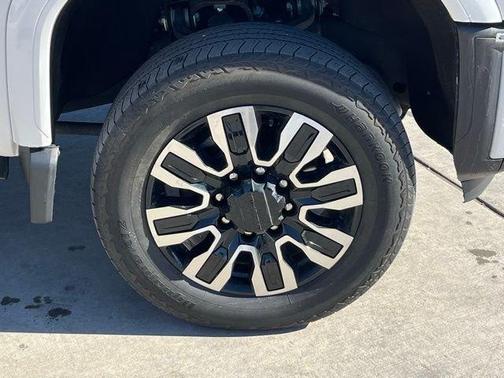 2024 GMC Sierra 2500 Denali Ultimate