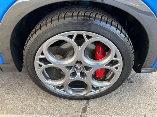 2024 Alfa Romeo Tonale Veloce