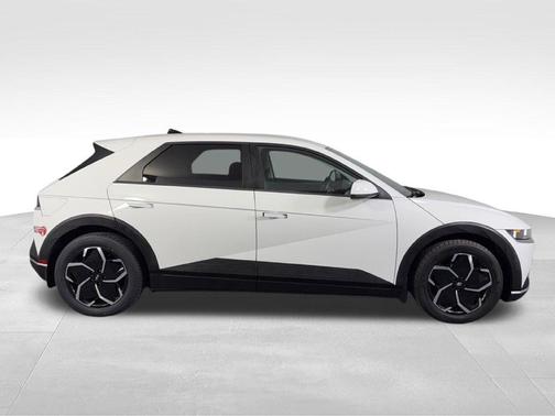 White 2024 Hyundai IONIQ 5 SEL